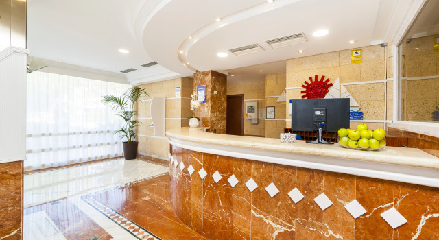Отель Globales Condes de Alcudia