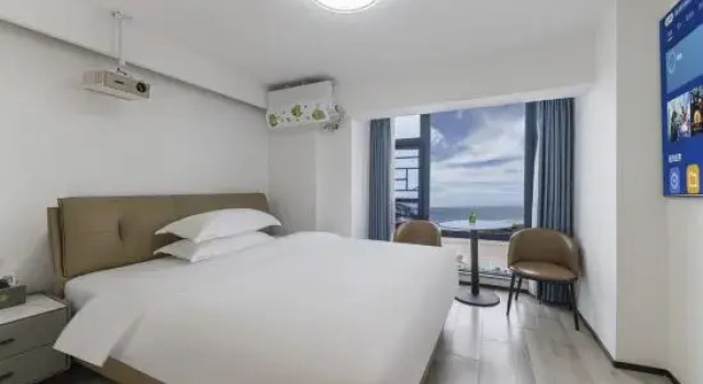 Семейный люкс с 2 комнатами рядом с пляжем Ousika International Hotel (Dongguan Gaobu Tongfu)