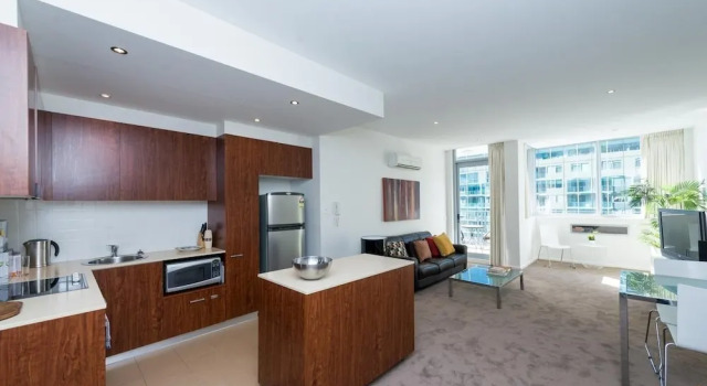 Апартаменты c 1 комнатой с балконом Accommodate Canberra - Metropolitan
