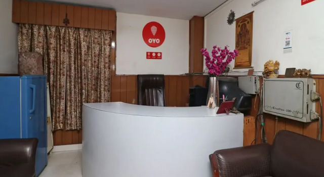 Oyo 10177 A Gulshan Continental