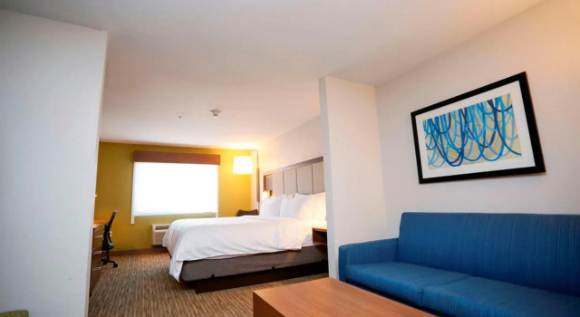 Люкс Holiday Inn Express