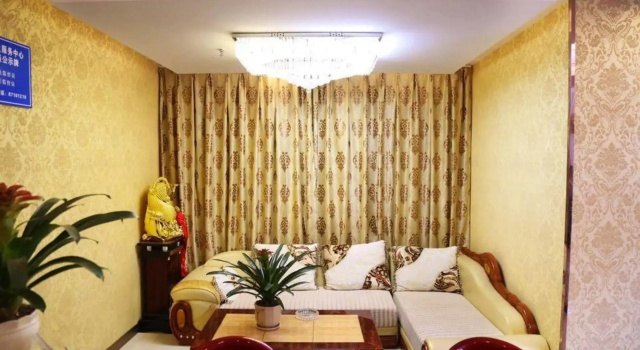 Lanwan Light Enjoyment Hotel (Dongqi Road Zhongcai Logistics), Boek Hotel Hotels in Nanjing met parkeren, Parkeren