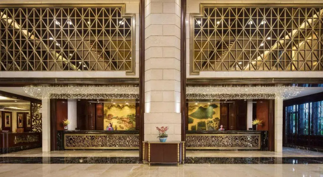 Crowne Plaza Deqing Moganshan, an IHG Hotel, Prenota Hotel Deqing Zhejiang