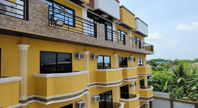 Sea Urchin Hotel near Hundred Islands, Prenota Hotel Lucap Ilocos Region