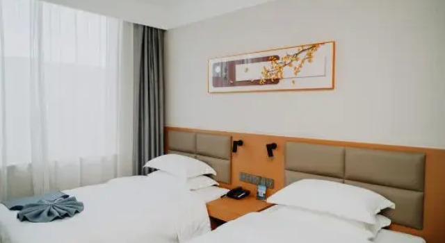 Sanhe Binshe Yingbin Building (Linqing Railway Station Wanyuan Scenic Area Branch), Prenota Hotel Hotel a Shandong con parcheggio, Parcheggio