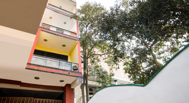 SPOT ON Hotel Harry's 1 Near Select Citywalk Mall