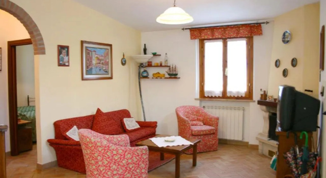 Wonderful Private Villa With Private Pool, TV, Pets Allowed and Parking, Close to Montepulciano