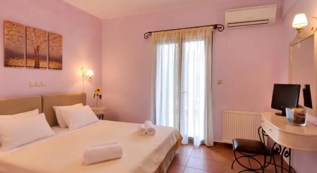 Byzantinon Hotel, Book Hotel Leonidion Arcadia Regional Unit