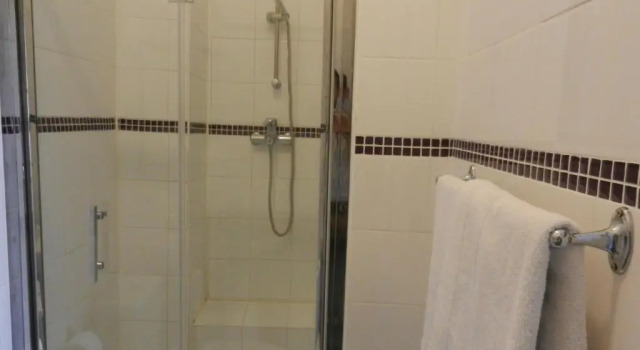 Трёхместный номер Standard Hôtel Résidence De Bruxelles