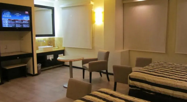 Люкс Hotel Colonial
