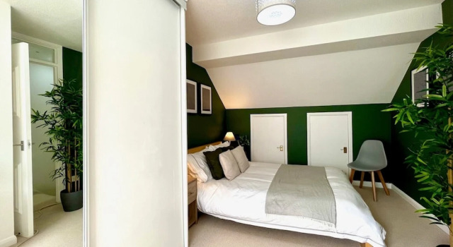 Charming Home Near Gatwick Airport, Забронировать Дом для отпуска Коттеджи Исторического графства Суссекса, Коттедж