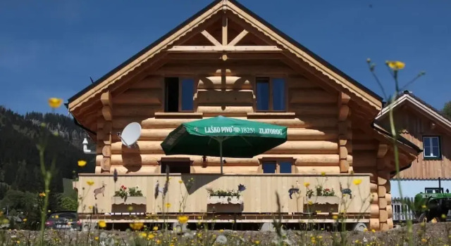 Feriendorf Stoffis-Hütten, Rezerwuj Hotel Bad Mitterndorf Ausseerland
