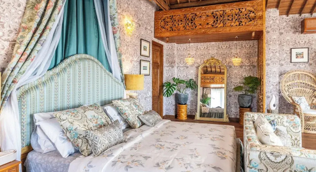 Luxurious Arakana Villa with Pool, Book Villa South Kuta Bali