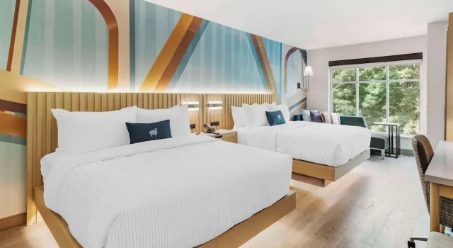 Четырёхместный номер Standard Cambria Hotel North Conway