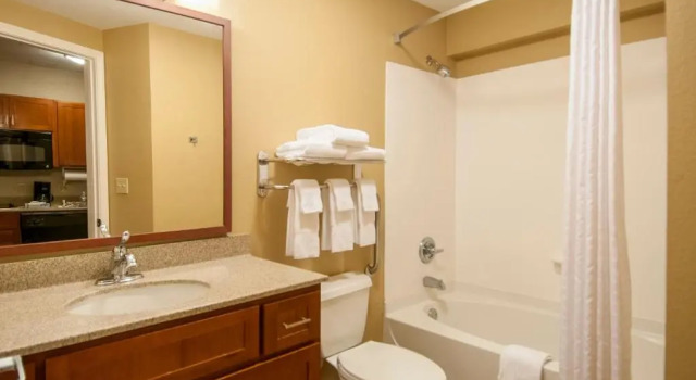 Четырёхместный люкс Candlewood Suites Flowood, MS by IHG