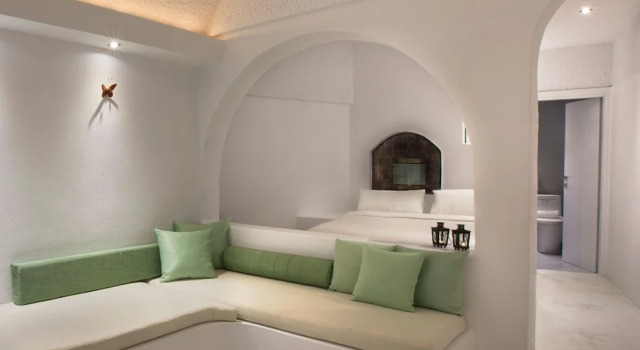Двухместный люкс Aphrodite с видом на Кальдеру, море и закат Abyssanto Suites and Spa