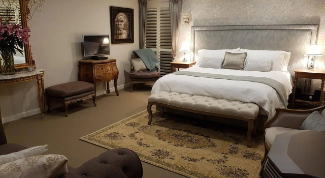Villa D'Amour, Rezerwuj Willa Hotele w Dandenong Ranges z parkingiem, Parking