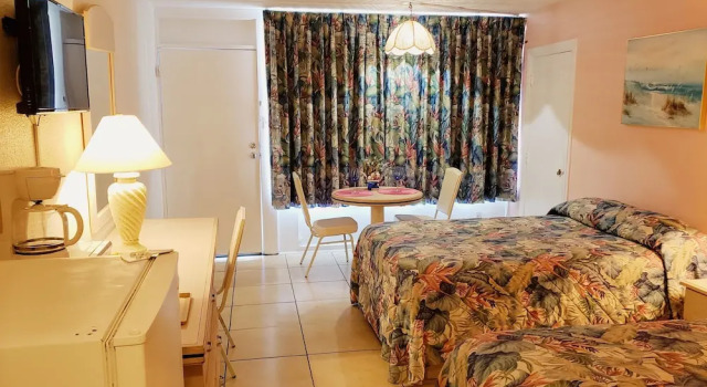 Номер Standard Quarterdeck Motel