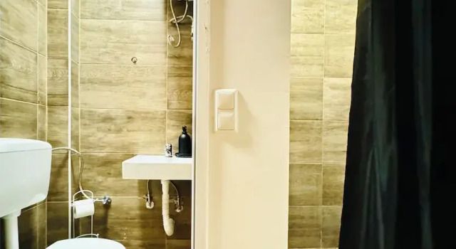 Апартаменты Modern Studio for 3 Near FAC Platz