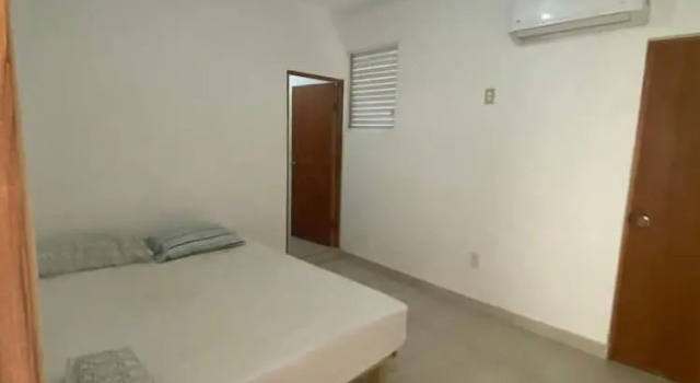 Beachside apartment for up to 5 people