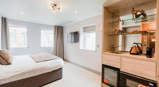 Номер Standard Clarendon Suites