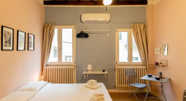 Cute and charming studio, Забронировать Отель Уффици Флоренция, рядом с Площадь Кафедрального собора