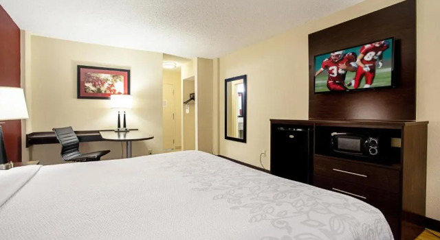 Двухместный номер Superior Red Roof Inn PLUS+ Wichita East