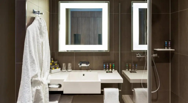 Двухместный полулюкс Novotel Amsterdam Schiphol Airport