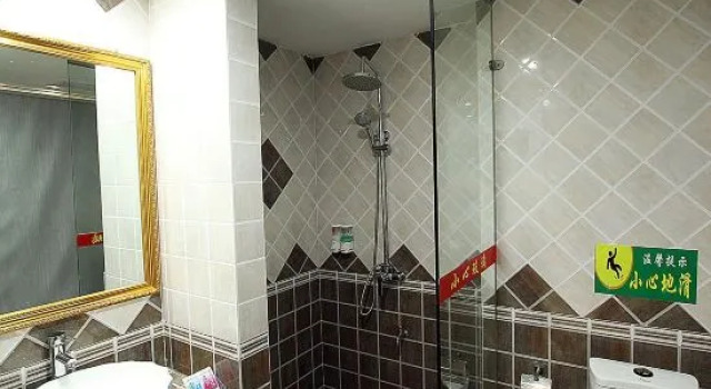 Xiangzhou Shunlin Hotel, Rezerwuj Hotel Hotele w Laibin z parkingiem, Parking