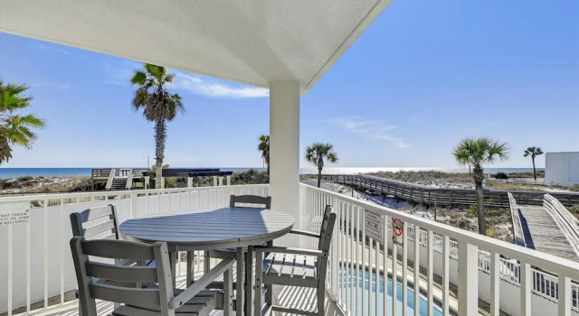 201AB Seacrest is a Gulf Front 3 BR by RedAwning, Book Lejlighed Fort Walton Beach Emerald Coast