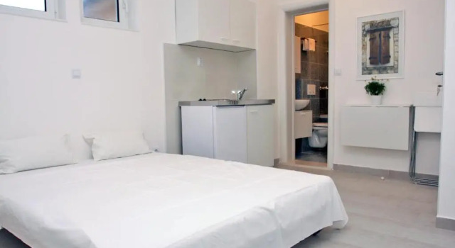 Студия Classic с балконом и с красивым видом из окна Apartments Villa Desire