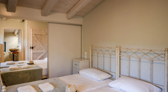 Villa Dias by Elayan Villas Corfu, Забронировать Вилла Отели периферии Ионических островов с парковкой, Парковка