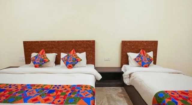 Fabexpress Yash Comfort Inn