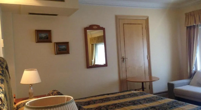 Двухместный номер Executive Troy Hotel
