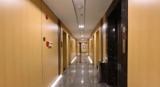 Junyi Business Hotel (Jishou Private Community Building Materials Home Furnishing Exhibition Center), Rezerwuj Hotel Xiangxi Hunan