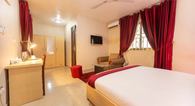 De-Kings Hotel, Buchen Sie Hotel Tarkwa Western region