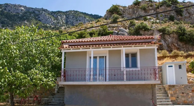 Demi ' s House : Σπίτι στο βουνό με μαγευτική θέα!, Забронировать Апартаменты/квартира Апартаменты периферийной единицы Мессения, Апартаменты/квартира