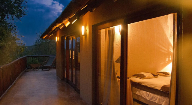 Семейный люкс Elephant Game Lodge