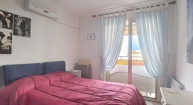Blue Cannes Apartment, Забронировать Апартаменты/квартира Отели Канн с парковкой, рядом с La Californie, Парковка