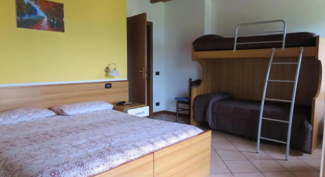 Четырёхместный номер Standard Albergo Ristorante Innocenti