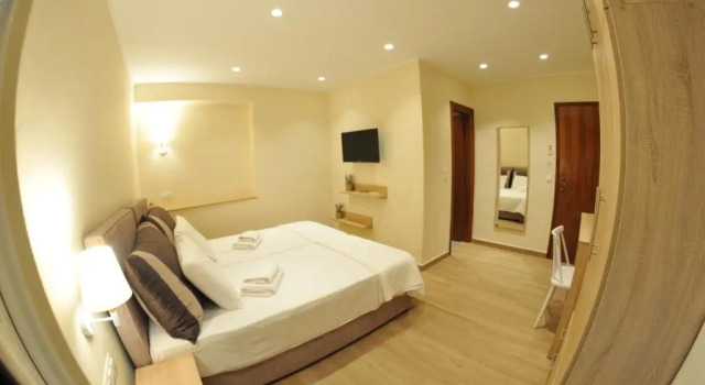 Η ΦΛΩΚΑΤΗ, Book Hotel Spercheiada Fthiotida