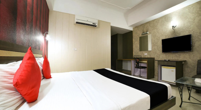 Townhouse 651 Hotel Taksonz, Book Hotel Ludhiana Punjab