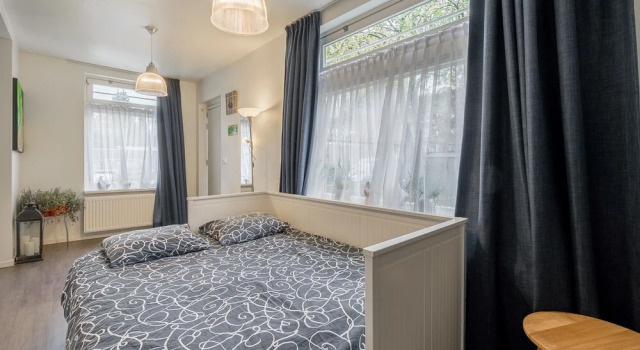 Апартаменты Bos en Lommer Hotel - Erasmus Park area