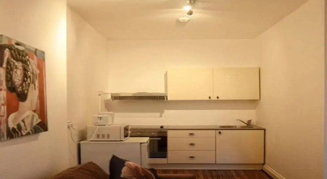 Holland Apartments
