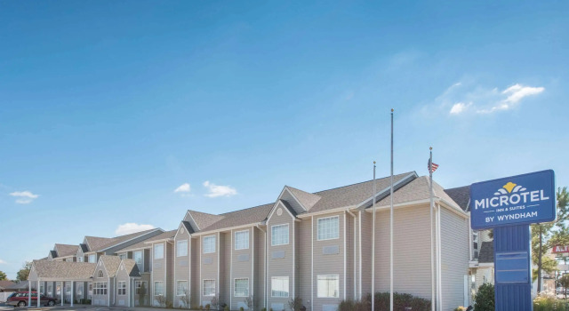 Microtel Inn & Suites by Wyndham Altus