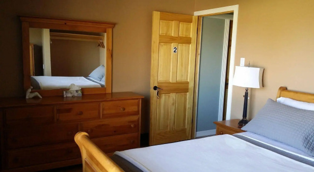 Eileen's Bed & Breakfast - Guest House, Book Pension Hoteller i Nordvestterritoriet med morgenmad, Morgenmad