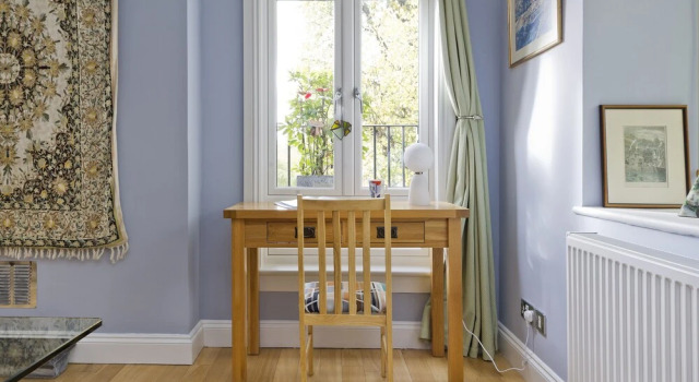 Delightful Apartment in Prime Location Near Hampstead Heath by Underthedoormat