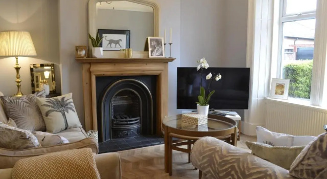 Stunning Period Townhouse with Garden, Walking Distance to Town, Забронировать Отель Дамфрис Дамфрис и Галлоуэй, рядом с Гольф-клуб "Дамфрис-энд-Гэллоуэй"