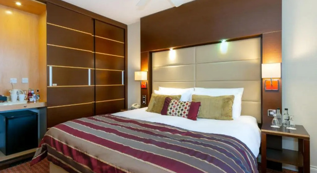 Двухместный номер Superior The Park Royal Hotel & Spa
