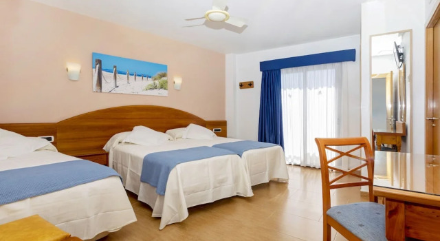 Трёхместный номер Standard Hostal Manolita